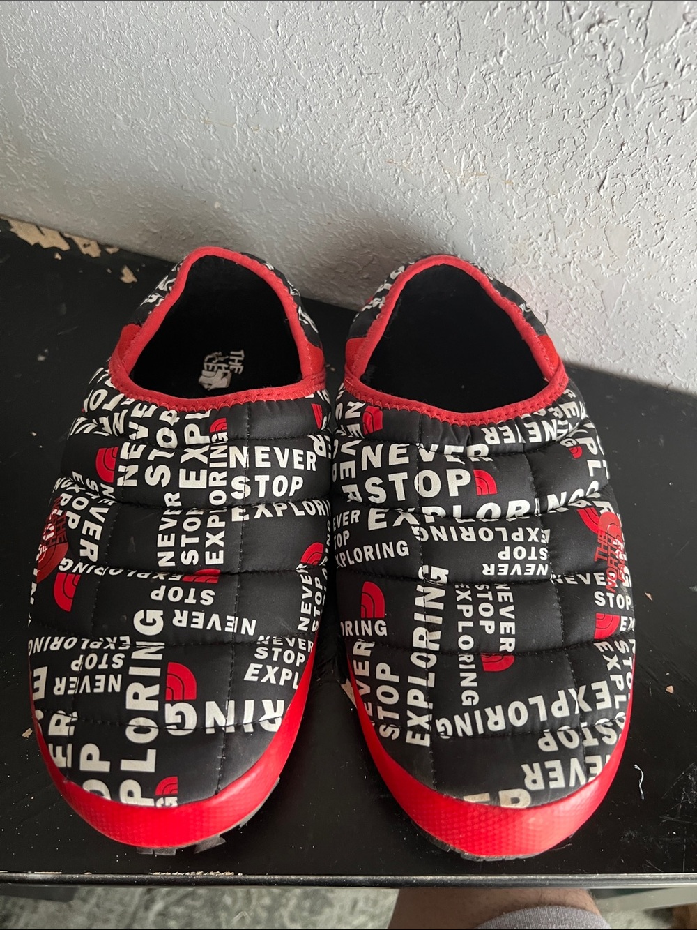 The North Face Kids Black & Red Quilted Slip-On Slippers